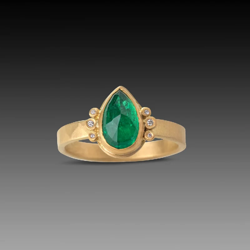 women fashion rings -Rose Cut Emerald Ring With Diamond Trios