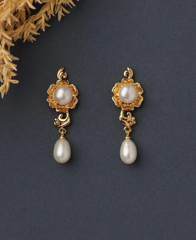 women cubic zirconia earrings -Trendy Pearl Hang Earring