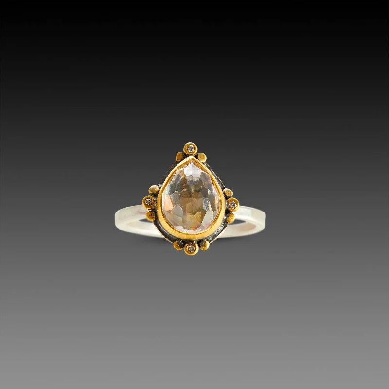 women rose gold rings -Rosecut Teardrop White Topaz Ring