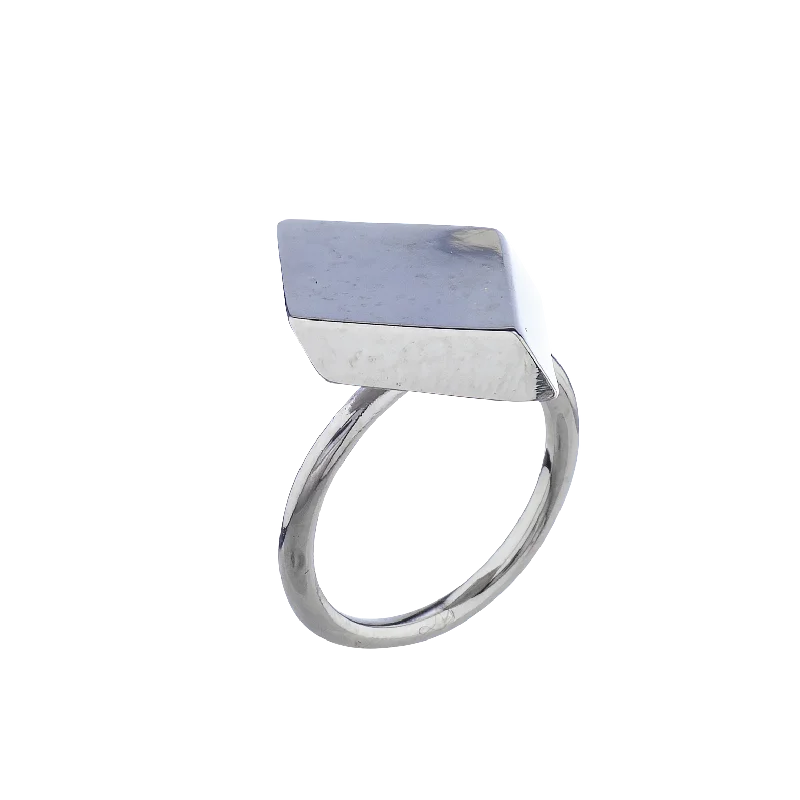 women luxury rings -VIVA LAS VEGAS RING