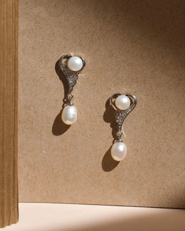 women multicolored stone earrings -The Overlapping Pearl Earrings