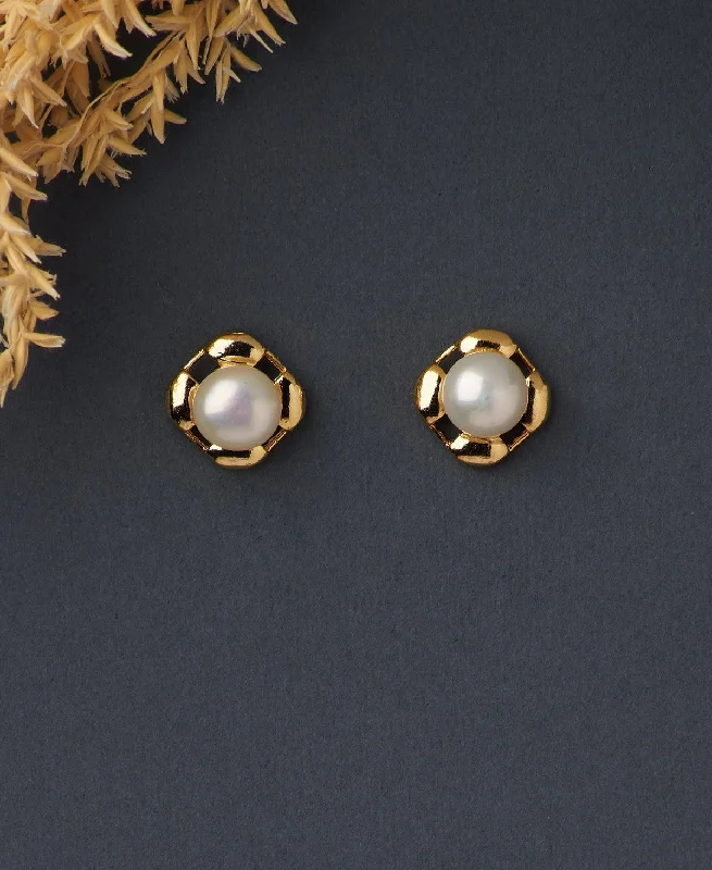 women ear thread earrings -Simple Stud Pearl Earring