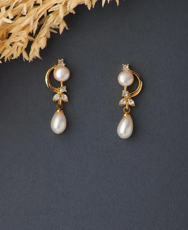 women zodiac earrings -Pretty Real Pearl Hanging Earring