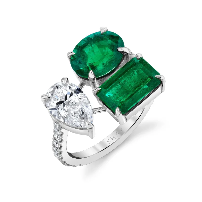 White Gold/Emerald