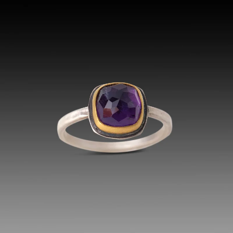 women men’s engagement rings -Simple Elegance Amethyst Ring