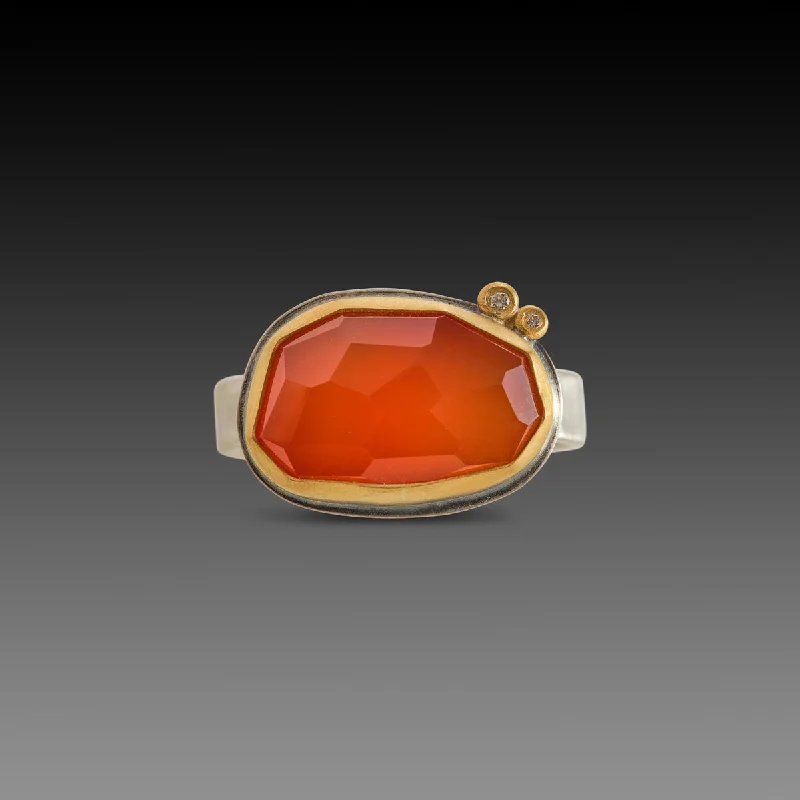 women round diamond rings -Carnelian Ring with Diamonds