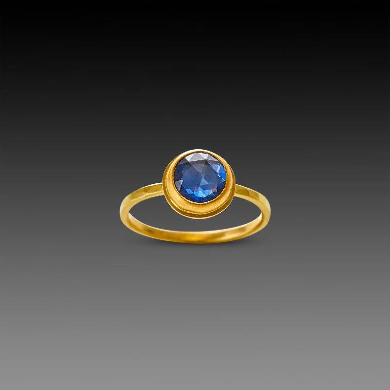 women gold engagement rings -Blue Sapphire Solitaire Ring