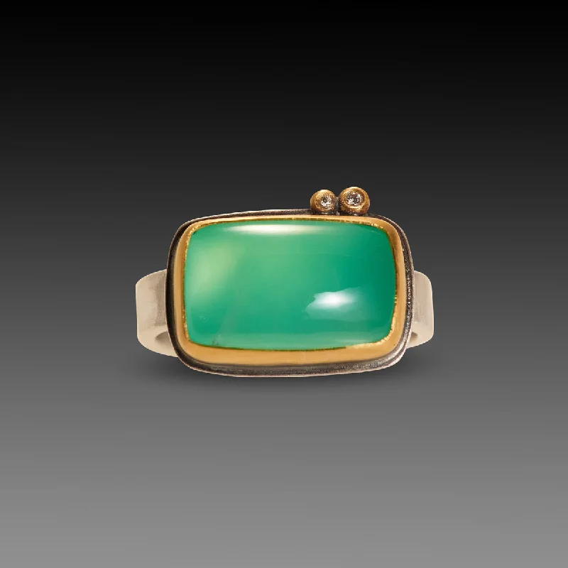 women anniversary rings -Smooth Chrysoprase Ring with Diamond