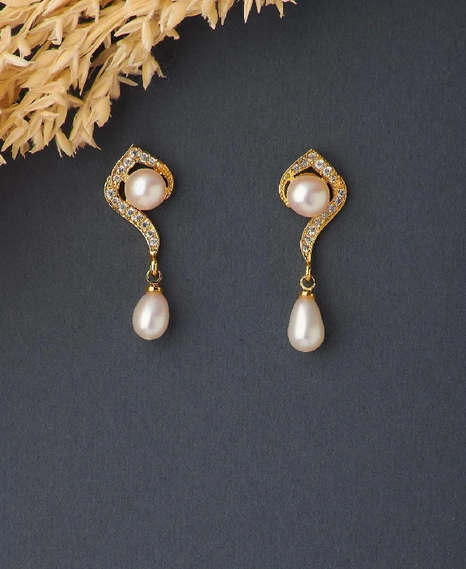 women drop diamond earrings -Simple Real Pearl Hanging Earring