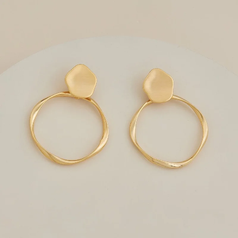 women clip-on earrings -Trendy Earring 163286