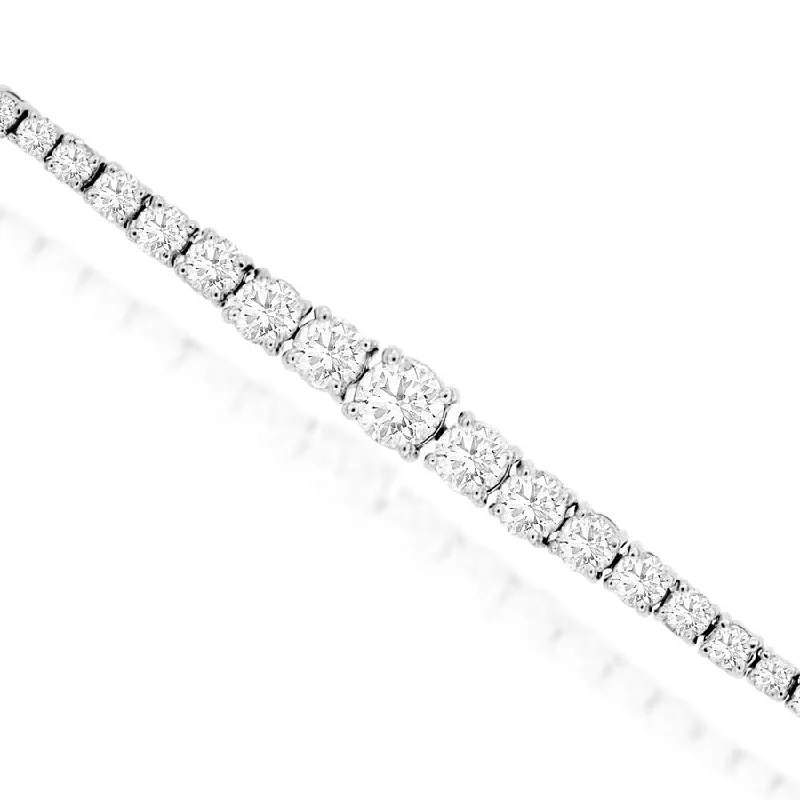 women adjustable bangle sets -3.15 Carat t.w. Graduated Diamond Tennis Bracelet